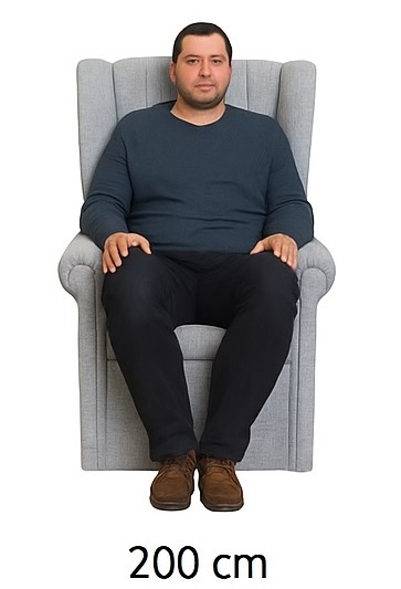 křeslo pro osoby výšky 200 cm